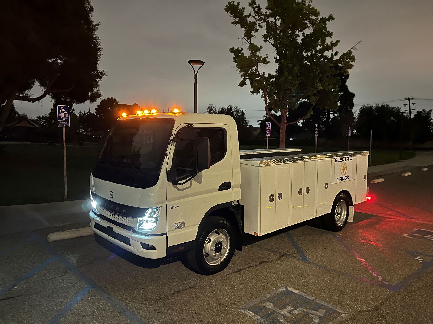 Utility Combo Body — Rizon e18L
